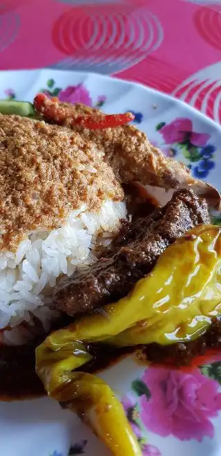 Warung Nasi Dagang Kak Yah Food Photo 4