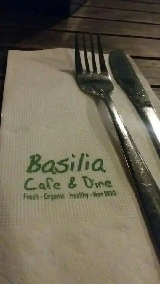 Gambar Makanan Basilia Café and Dine 6