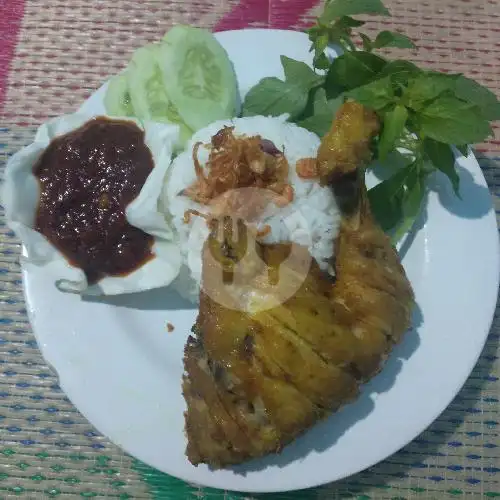 Gambar Makanan Warung Pecel Lele Budhe Suroboyo 7