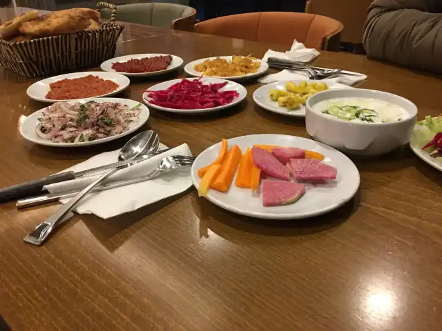 Eskiyol Köftecisi  Erhan Havzan'nin yemek ve ambiyans fotoğrafları 5