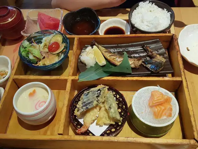 Yuzu Japanese Restaurant Food Photo 8