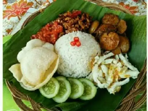 Nasi Uduk Tikungan DOI