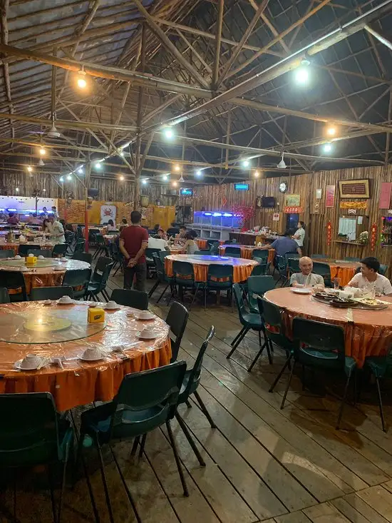 Gambar Makanan Kampoeng Kelong Seafood Restaurant at Mangrove River 20
