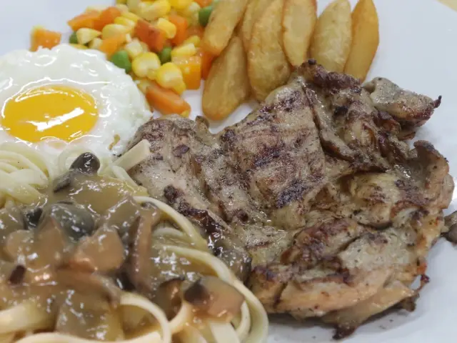 Gambar Makanan T Steak & Noodle 9