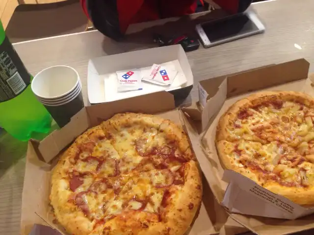 Domino's Pizza Food Photo 10