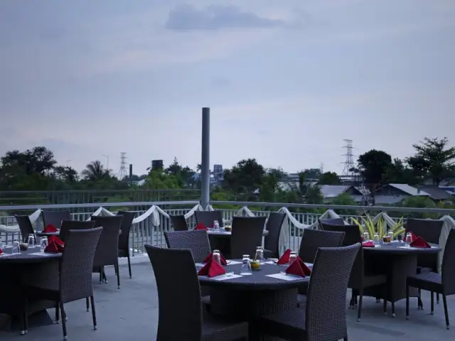 Gambar Makanan FRESQA Restaurant Karawang 9