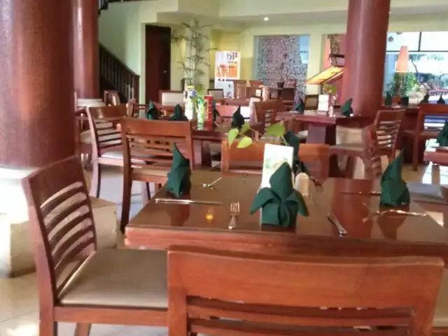 Gambar Makanan Kanaya Cafe - Bali Rani Hotel 4