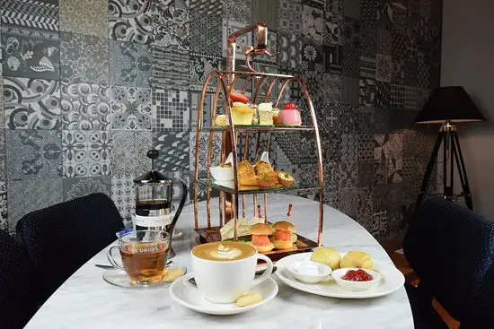 Tea Lounge at WEIL Food Photo 1