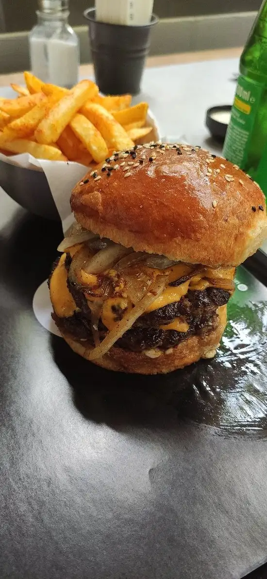 Unique Burgers'nin yemek ve ambiyans fotoğrafları 27