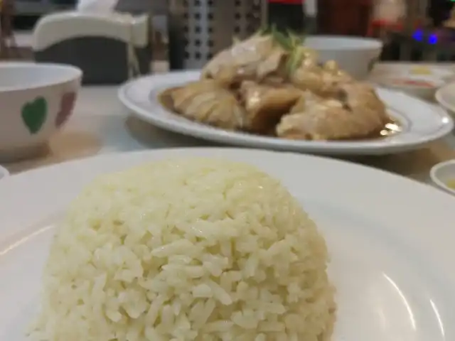 Restaurant Satellite Chicken Rice Food Photo 14