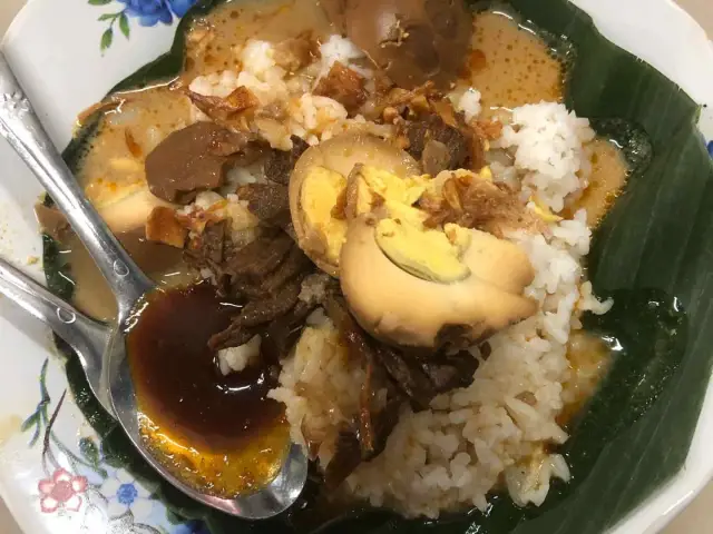 Gambar Makanan NasiGandulKhasPati 2