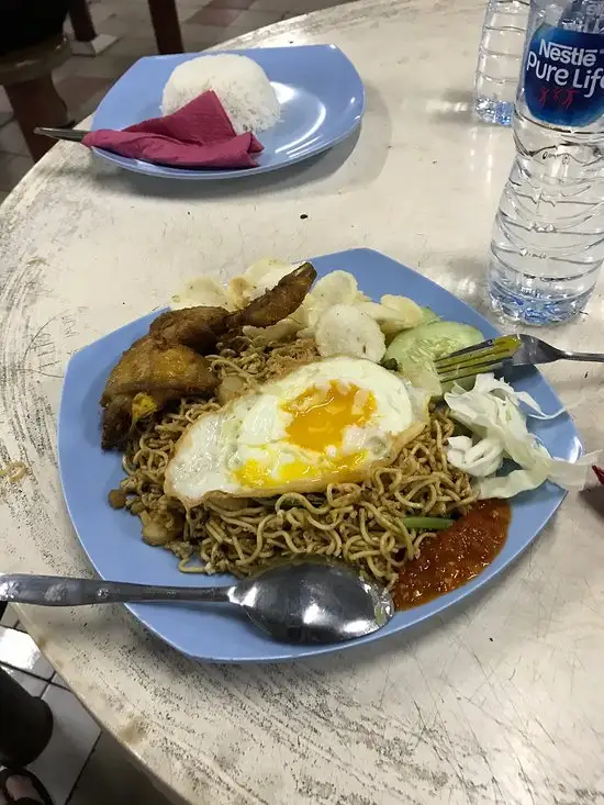 Gambar Makanan Pujasera 12