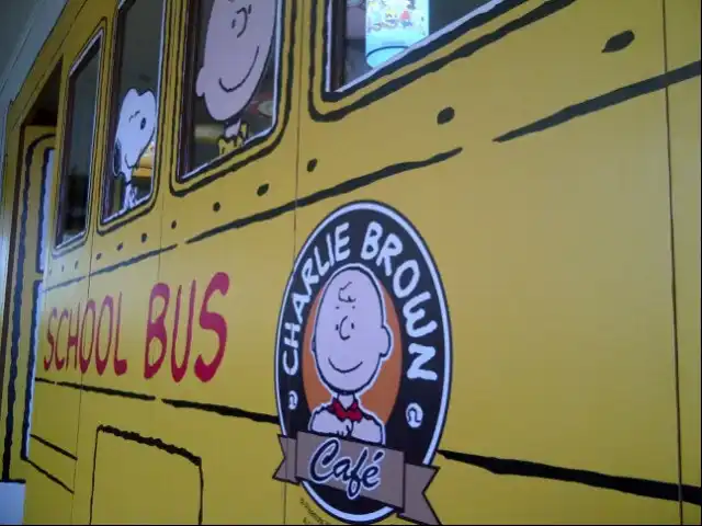 Gambar Makanan Charlie Brown Café 3