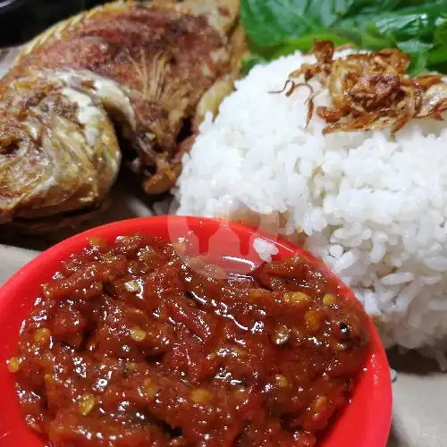 Gambar Makanan Warung Pecel Lele Pakde Lan, Melawai 7