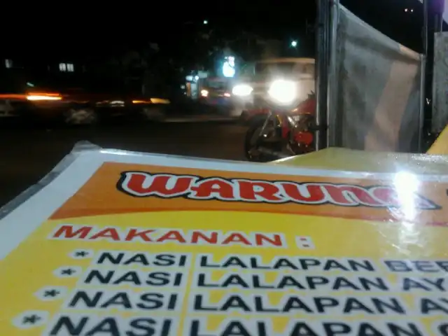 Gambar Makanan Warung Lalapan Bu Nur 3