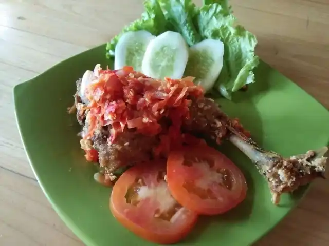 Gambar Makanan Ayam Bakar Wargul 9