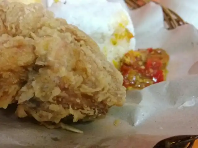 Gambar Makanan Griya Bebek & Ayam Nelongso 2