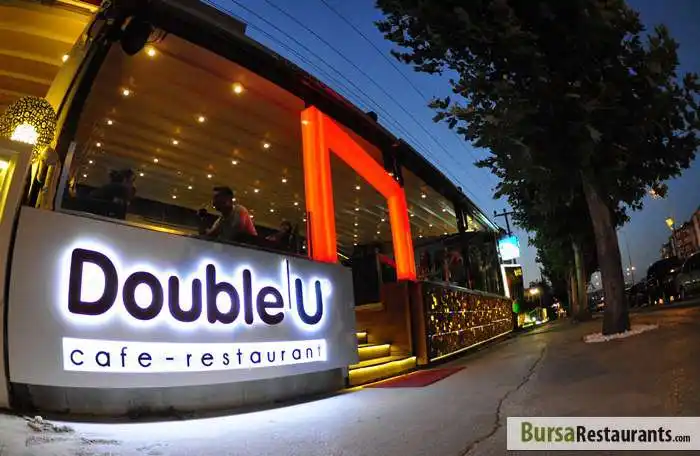 Double'U Cafe'nin yemek ve ambiyans fotoğrafları 2