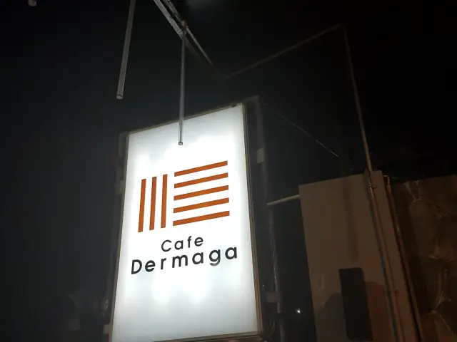 Gambar Makanan Cafe Dermaga (Bakmi Sakau) 9