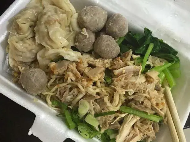 Gambar Makanan Bakmi Ayam Asoei 8