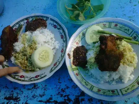 Gambar Makanan Nasi Bebek dan Ayam Goreng Cak Sandy 15