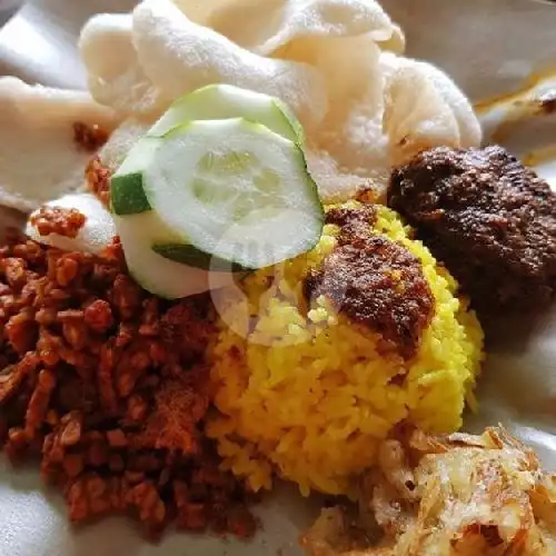 Gambar Makanan Nasi Kuning dan Lontong Sayur Bu Tuti, Babarsari 2