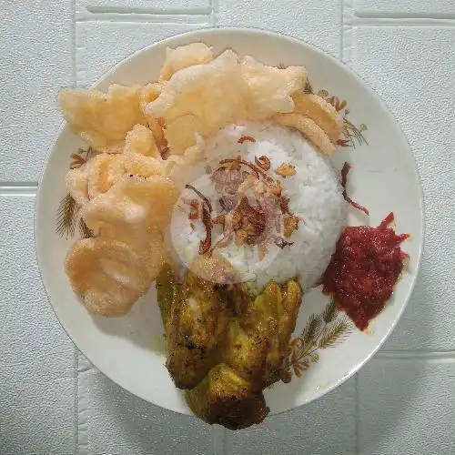 Gambar Makanan Nasi Uduk Nadiyah, Gg Osek 3