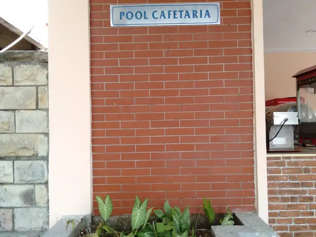 Gambar Makanan Pool Cafetaria - Hotel Bumi Wiyata 3