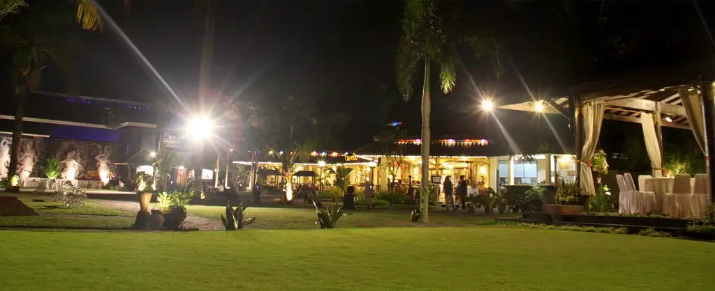 Gambar Makanan Gazebo Garden Restaurant 20