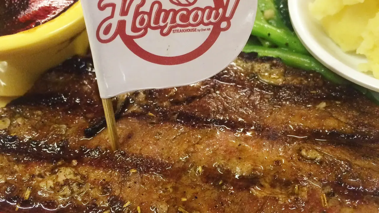 Holycow!STEAKHOUSEbyChefAfit