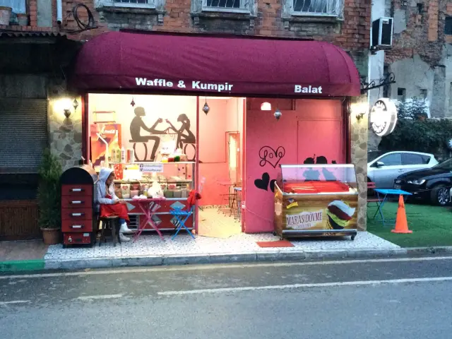 Balat Waffle & Kumpir'nin yemek ve ambiyans fotoğrafları 4