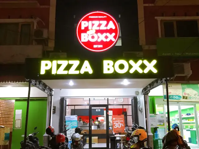Gambar Makanan Pizza Boxx 12
