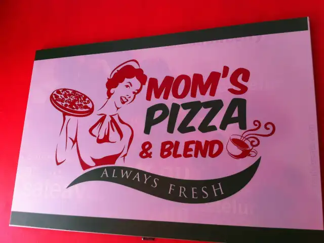 Gambar Makanan Mom's Pizza 5