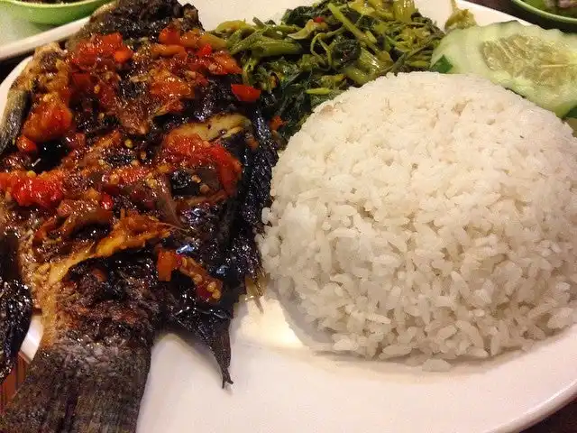 Gambar Makanan Restoran Minahasa Baru 1