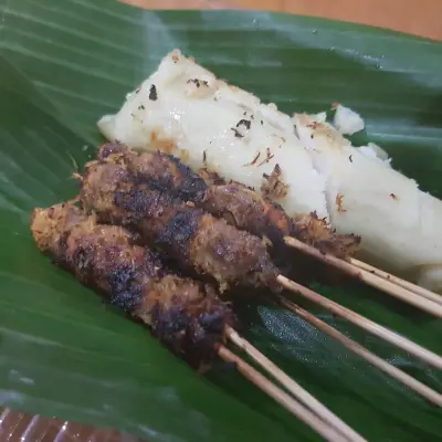 Sate Klopo Daging Sapi Mbak Nayla