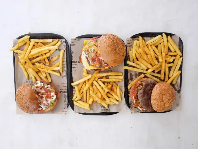 Baget Burger'nin yemek ve ambiyans fotoğrafları 1