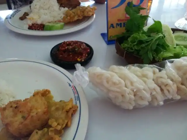 Gambar Makanan Warung Nasi AMPERA 9