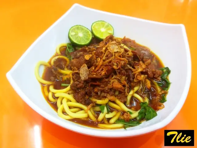 Gambar Makanan Mie Kangkung Ny. Phang 5