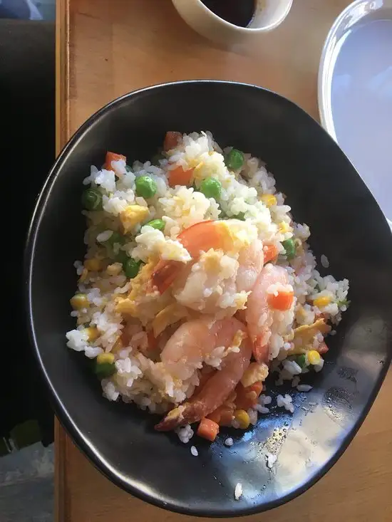 Sugoi Sushi Express'nin yemek ve ambiyans fotoğrafları 9