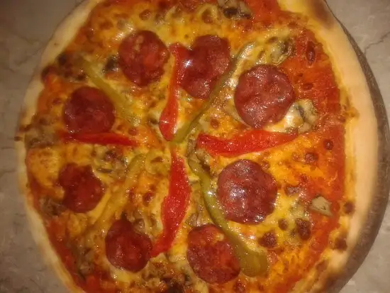 Gambar Makanan Home Pizza 6