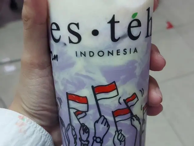 Gambar Makanan es.teh Indonesia 12