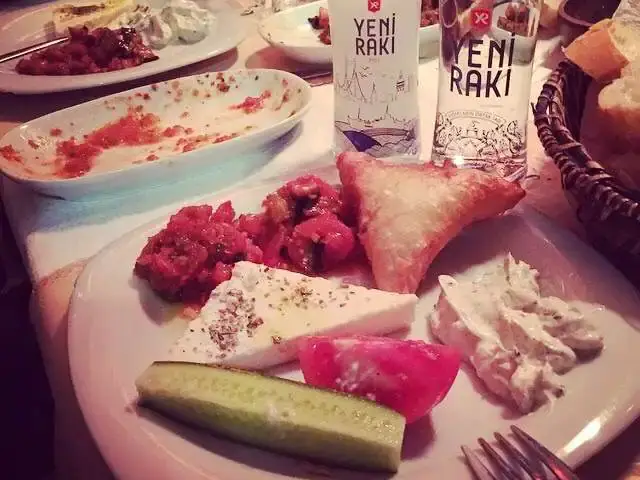 Marina Meyhanesi'nin yemek ve ambiyans fotoğrafları 12