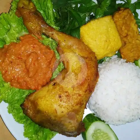 Gambar Makanan pecel Lele Adem Ayem, Jl.depsos Raya Conter Bangkit 3