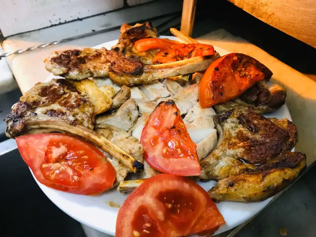 Lezzet Köftecisi'nin yemek ve ambiyans fotoğrafları 7