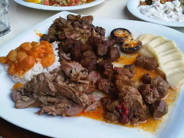 Rumeli Kardeşler Sofrası'nin yemek ve ambiyans fotoğrafları 2