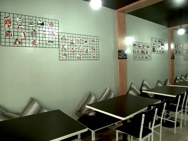 Laro Board Game Cafe Food Photo 4
