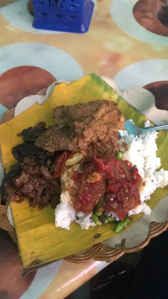 Gambar Makanan Gudeg Mbah Lindu 14