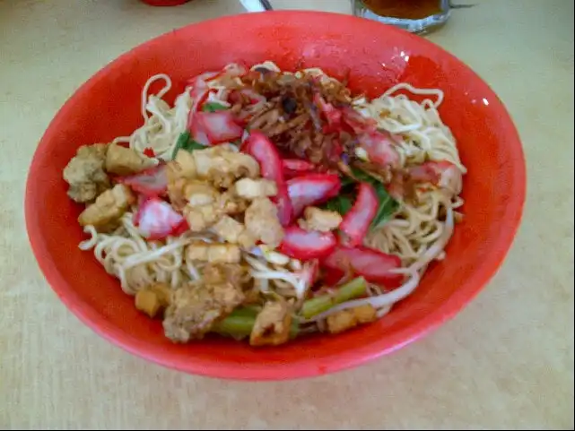 Wan Tan Mie Bagan Siapi-api