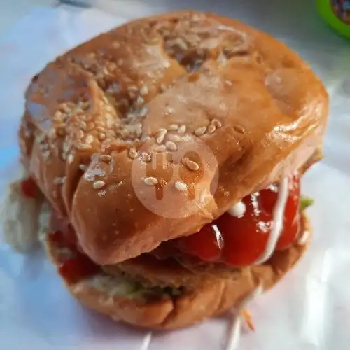 Gambar Makanan Burger Wak Ina, UMSU Muchtar Basri 9