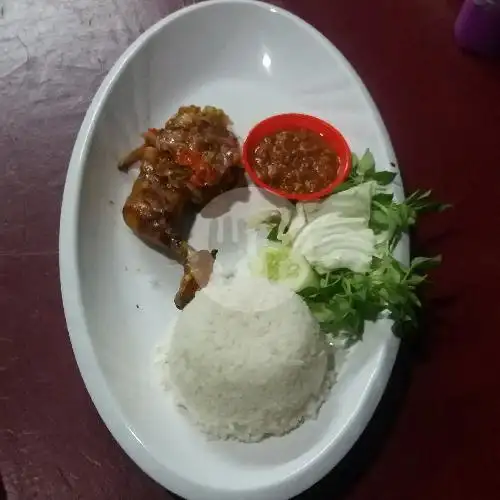 Gambar Makanan Warung Rindu Pecel Lele, Jl Tanah Merdeka 17